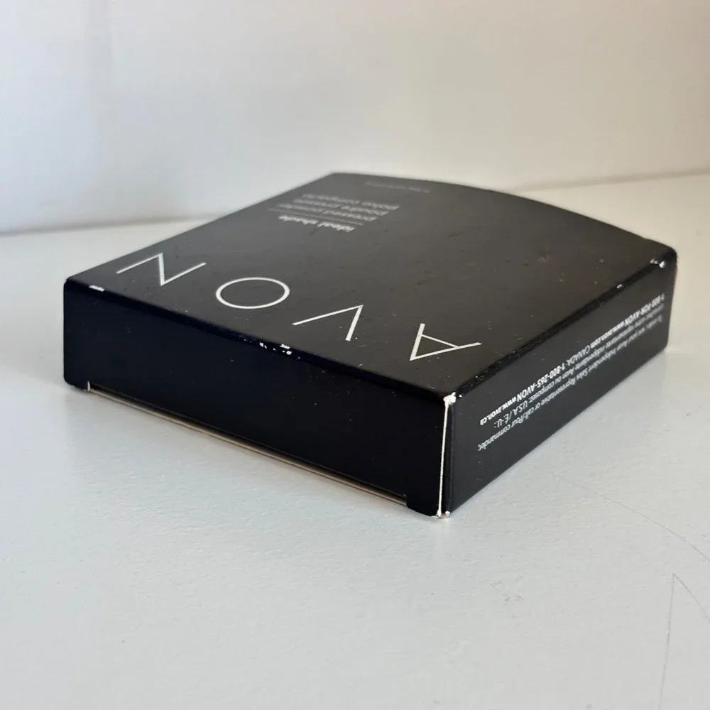 Avon Ideal Shade Pressed Powder P101 Neutral‎ 0.4 Oz Compact New